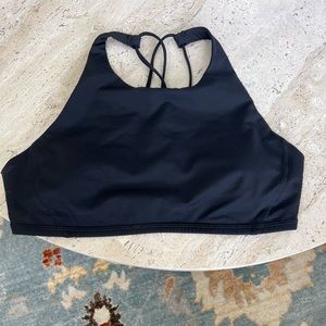 Lululemon: free to be bra